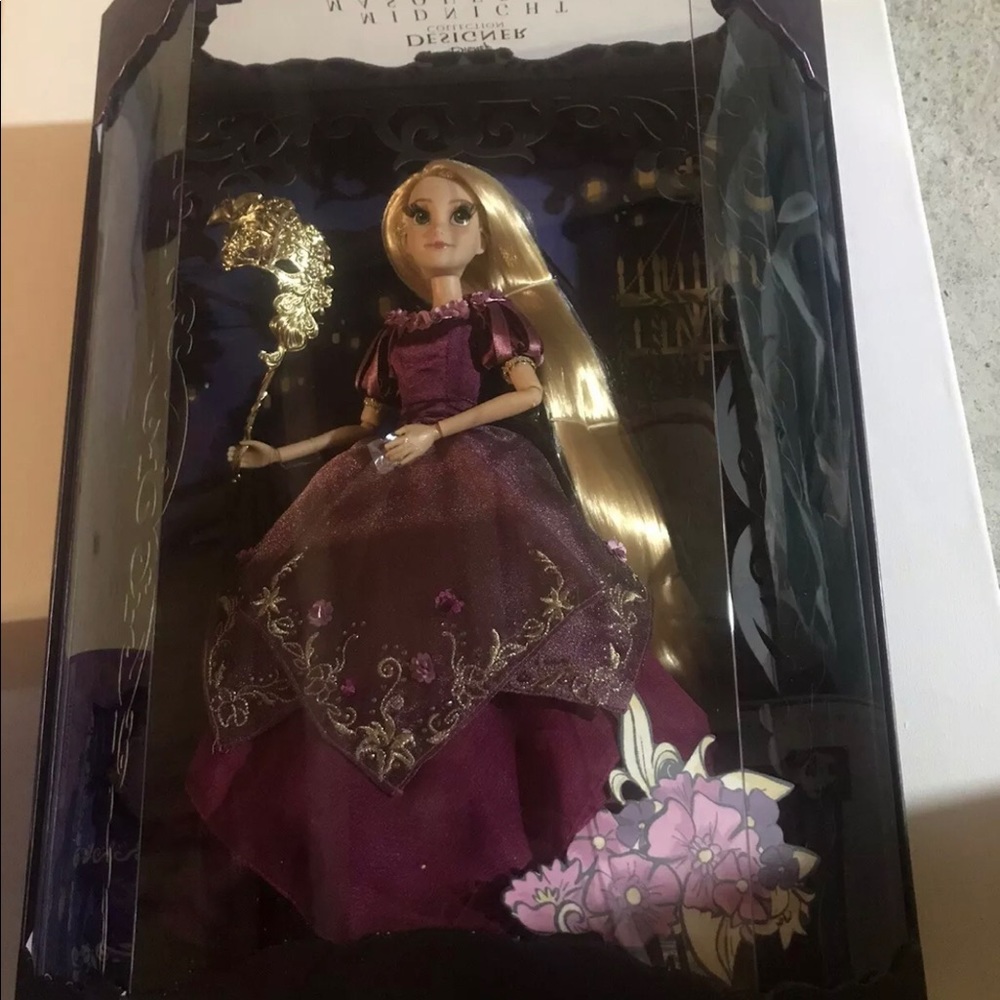DISNEY MASQUERADE RAPUNZEL LIMITED EDITION DOLL